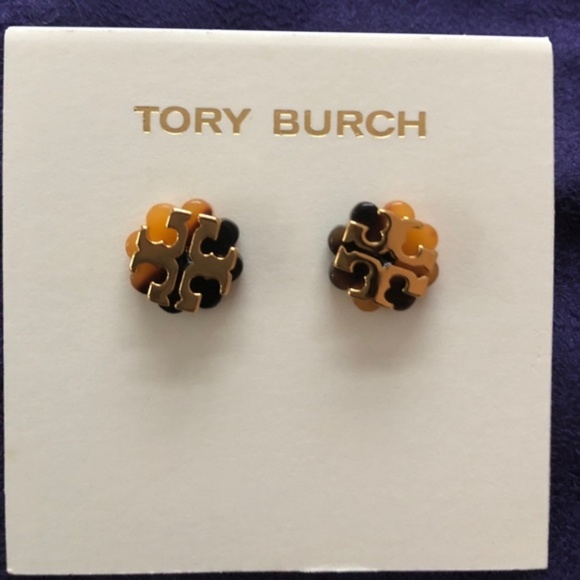 Tory Burch Jewelry - Tory Burch Logo Flower Resin Stud Earrings